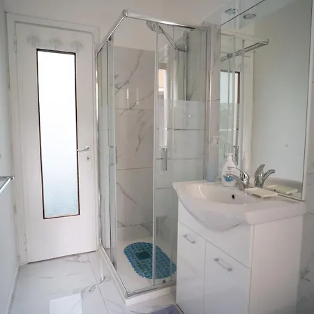 Apartamento Haus Edda By Interhome